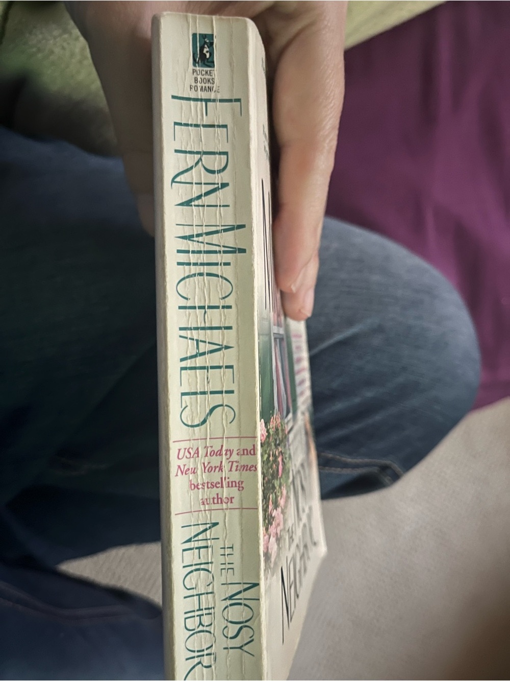 Fern Michaels "The Nosy Neighbor" Paperback - Picture 3 of 3